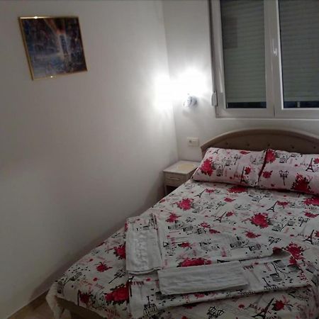 Apartmani M&V Sutomore Eksteriør billede